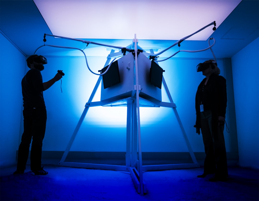 Conceito de marketing sensorial em ambientes totalmente virtuais, destacando experiência imersiva da marca no digital