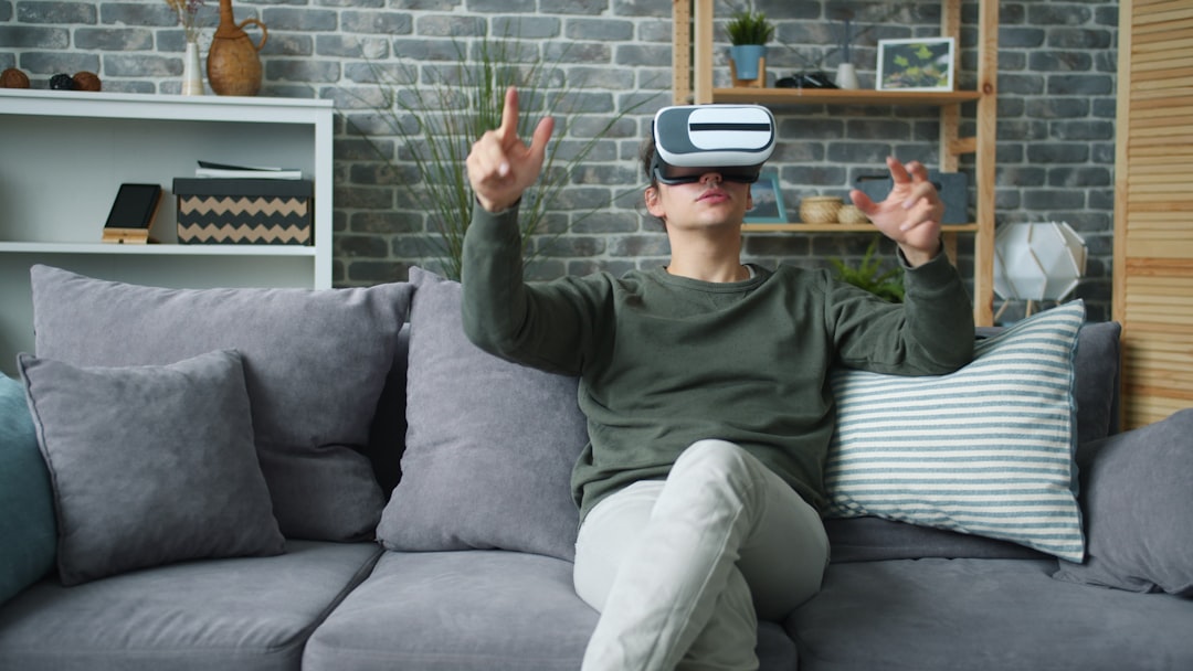 Exemplo visual de interatividade e imersão em experiência digital sensorial para empresas